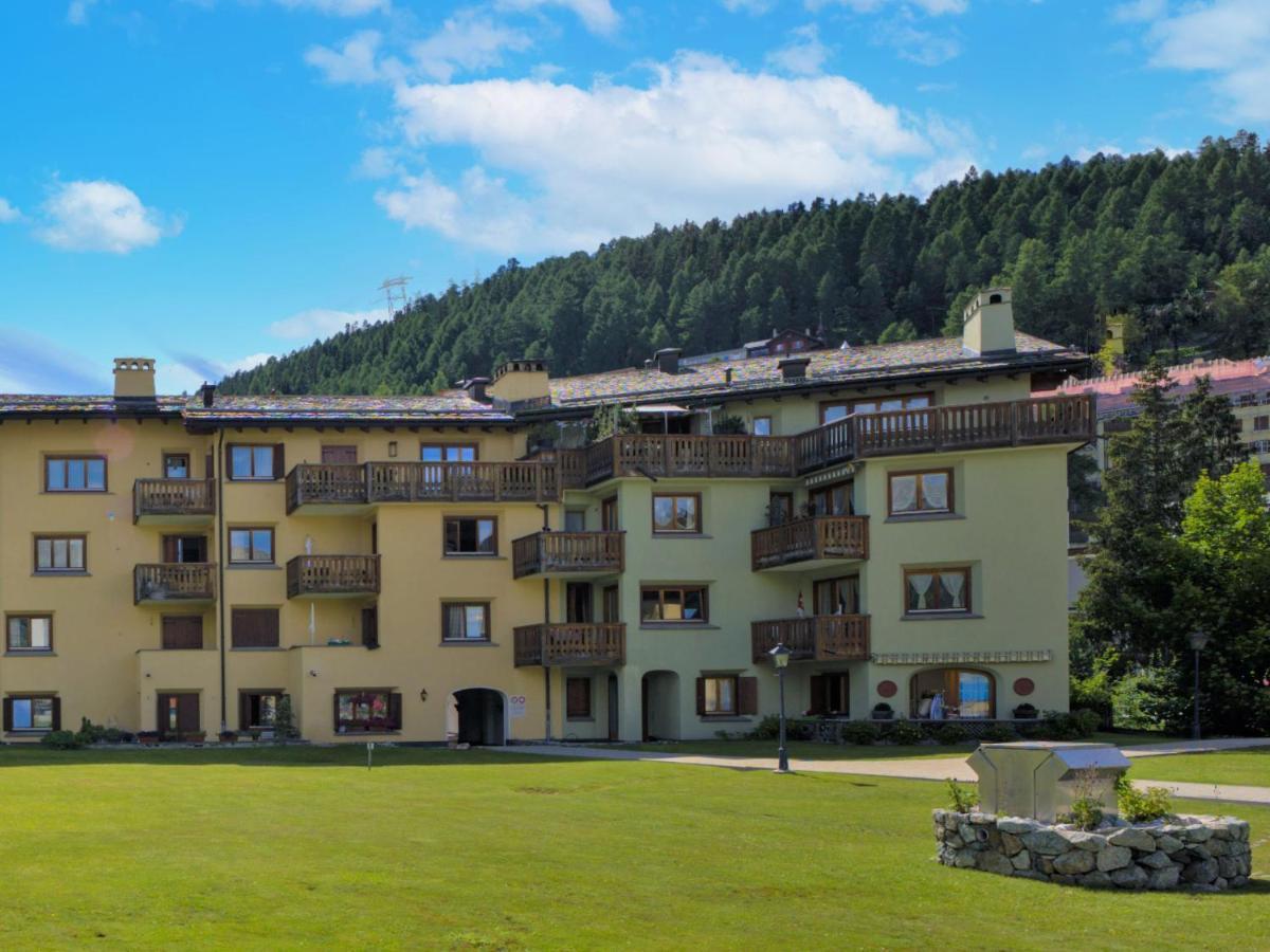 Apartment Chesa Ludains 8 Saint-Moritz Extérieur photo