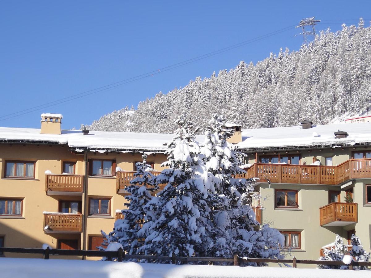 Apartment Chesa Ludains 8 Saint-Moritz Extérieur photo