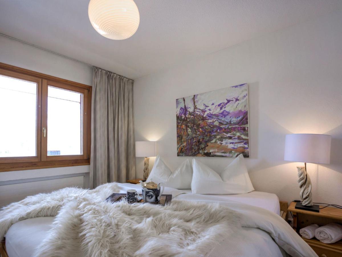 Apartment Chesa Ludains 8 Saint-Moritz Extérieur photo